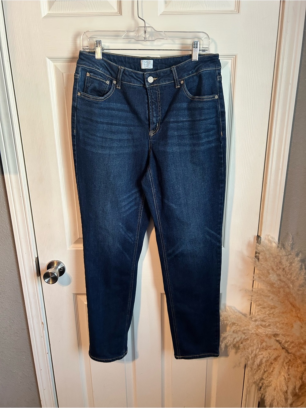 Dark Wash High-Rise Skinny Jeans